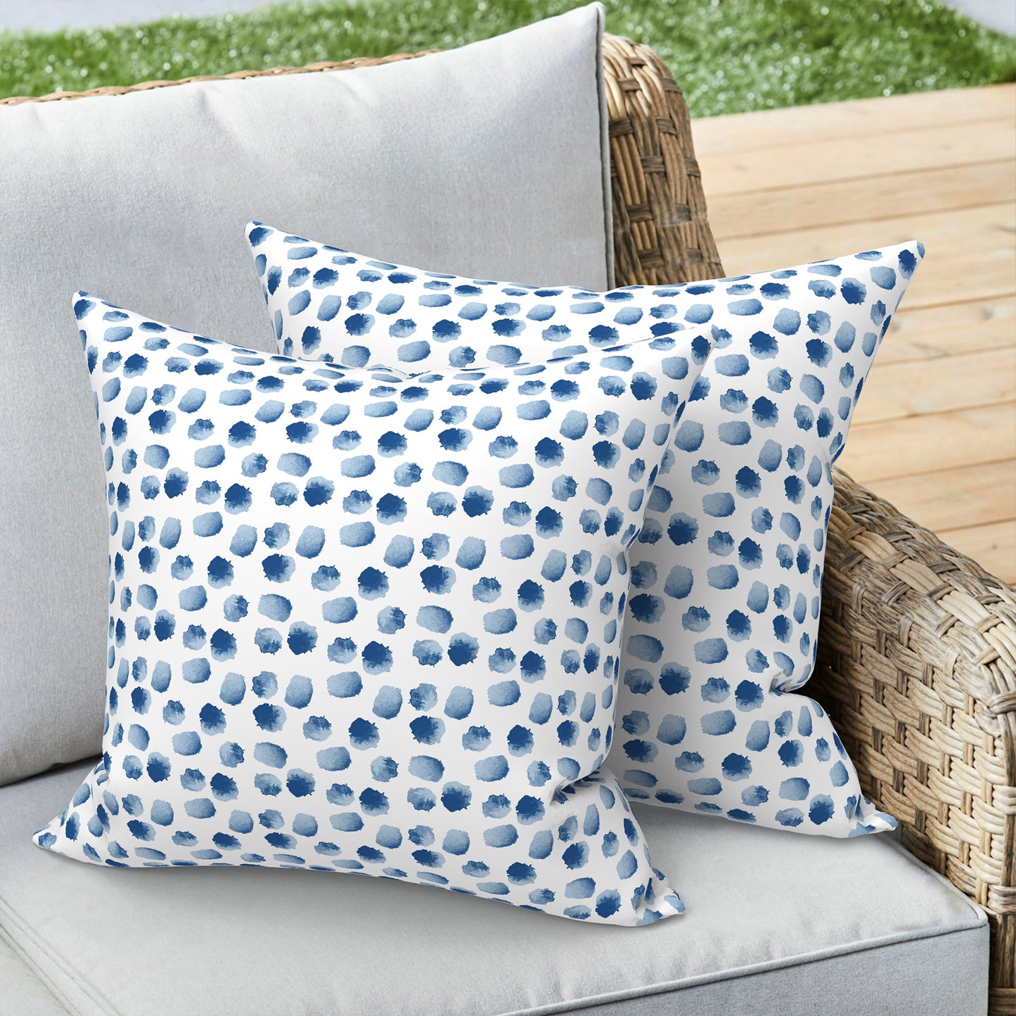 Melody Elephant Outdoor/Indoor Throw Pillow Covers Set of 2, All Weather Square Pillow Cases 16x16 Inch, Patio Cushion Pillow of Home Furniture Use, Brush Blue